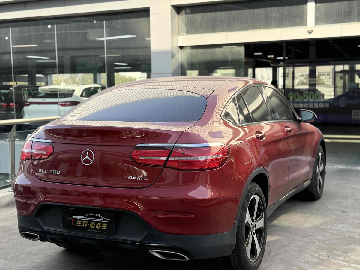 2019年2月奔馳 奔馳GLC  2022款 改款 GLC 300 4MATIC 轎跑SUV