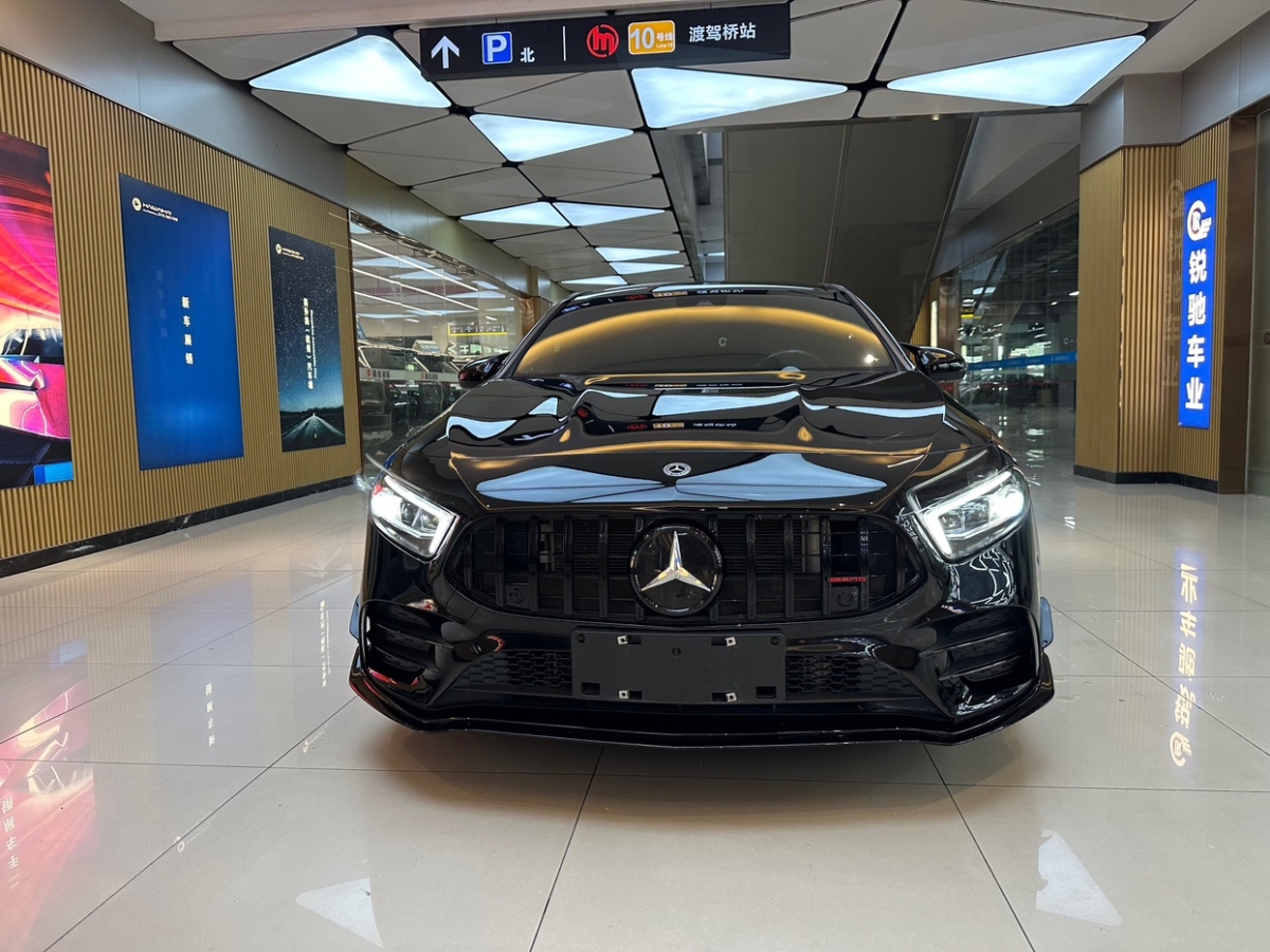 奔驰 奔驰A级AMG  2022款 AMG A 35 4MATIC图片