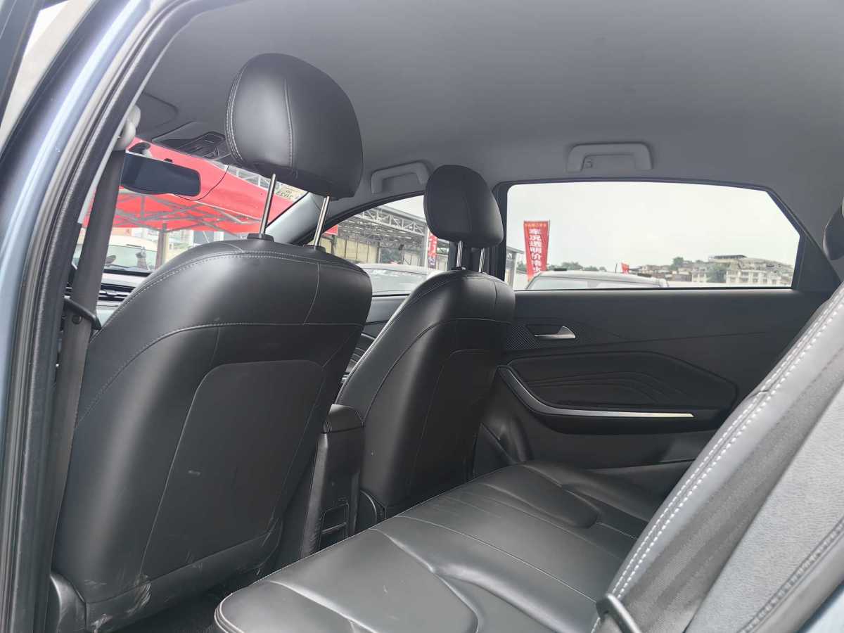 奇瑞 瑞虎3x  2021款 PLUS 1.5L CVT痛快紅棗版II型圖片