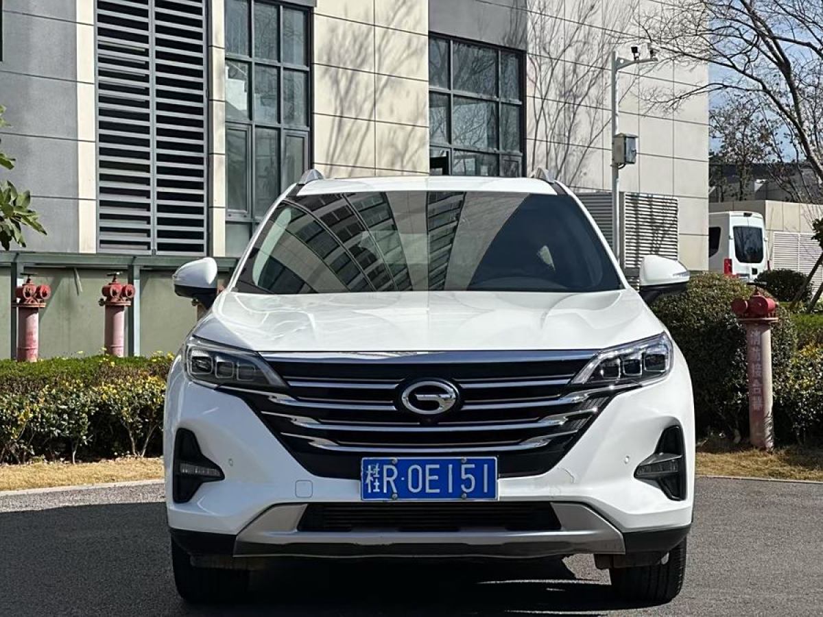 廣汽傳祺 GS5  2019款 270T 自動(dòng)豪華版圖片