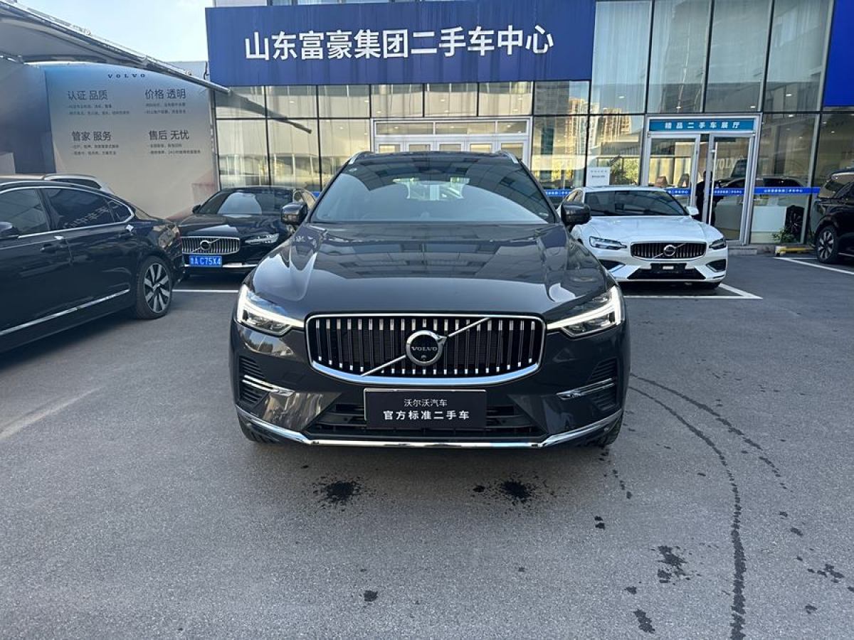 2023年9月沃爾沃 XC60新能源  2024款 T8 插電混動(dòng) 長(zhǎng)續(xù)航四驅(qū)智雅豪華版