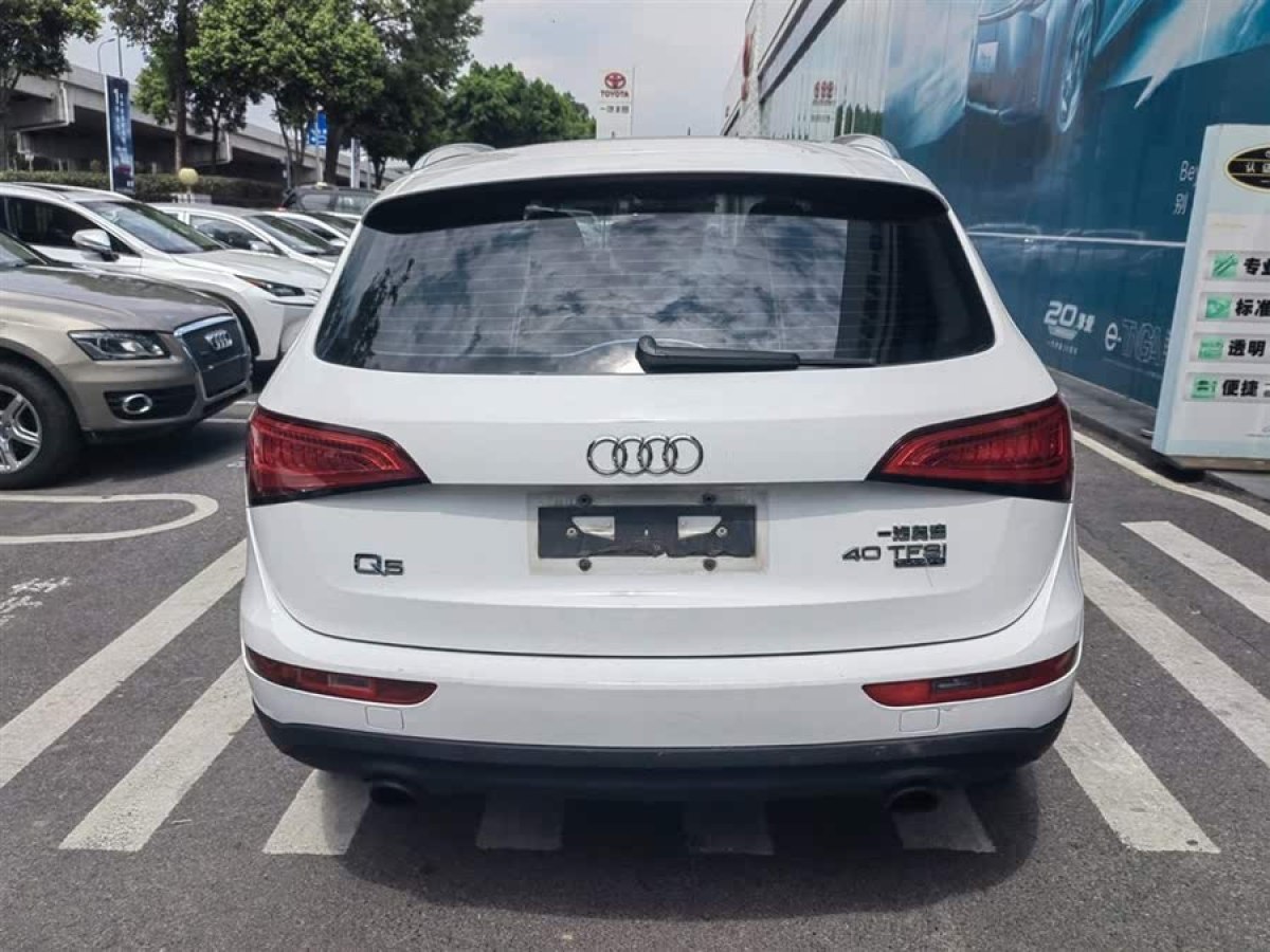 奧迪 奧迪Q5  2015款 40 TFSI 技術(shù)型圖片
