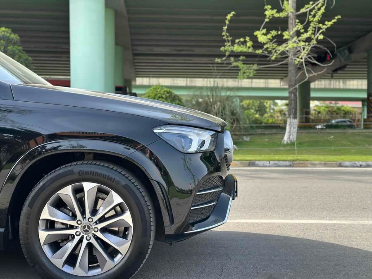 奔馳 奔馳GLE  2024款 改款 GLE 350 4MATIC 時(shí)尚型圖片
