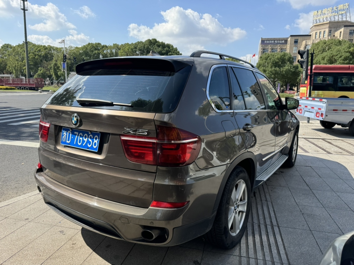 寶馬 寶馬X5  2011款 xDrive35i 領(lǐng)先型圖片