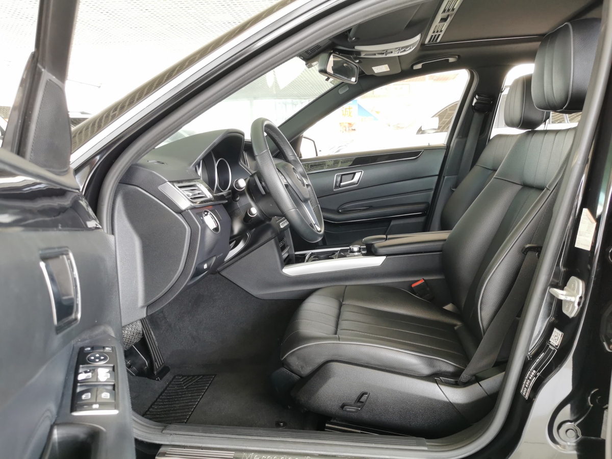 2016年6月奔驰 奔驰E级  2015款 改款 E 180 L 运动型