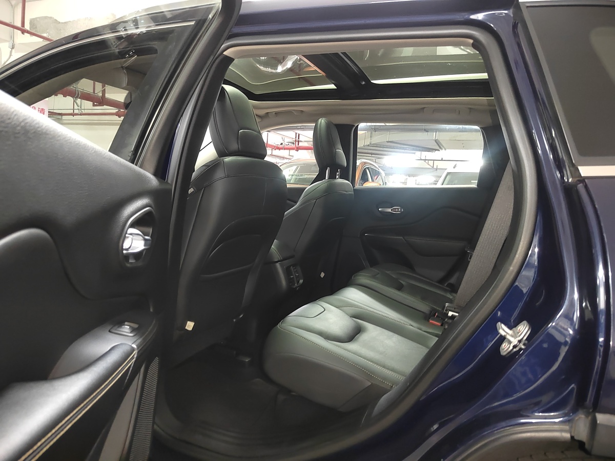 Jeep 自由光  2017款 2.4L 領先智能版圖片