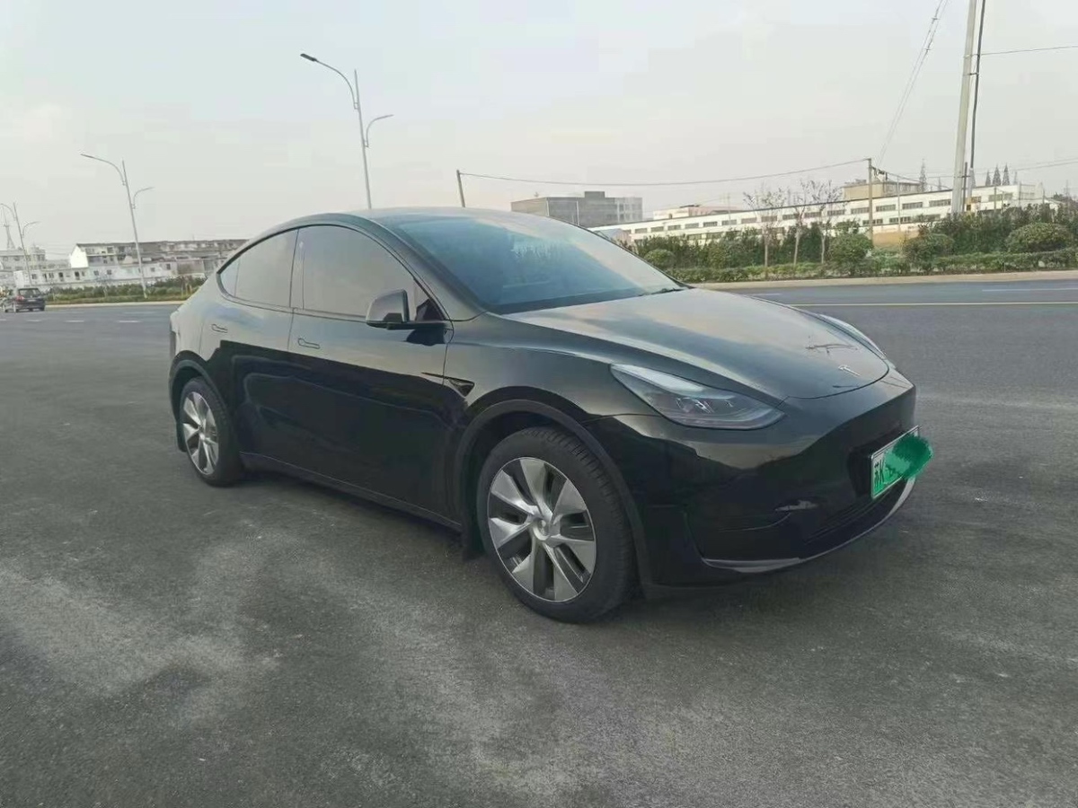 特斯拉 Model Y  2023款 后輪驅(qū)動(dòng)版圖片