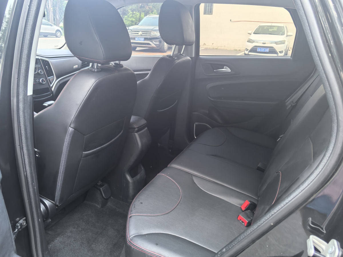 中華 V3  2019款  1.5L 自動(dòng)舒適型圖片