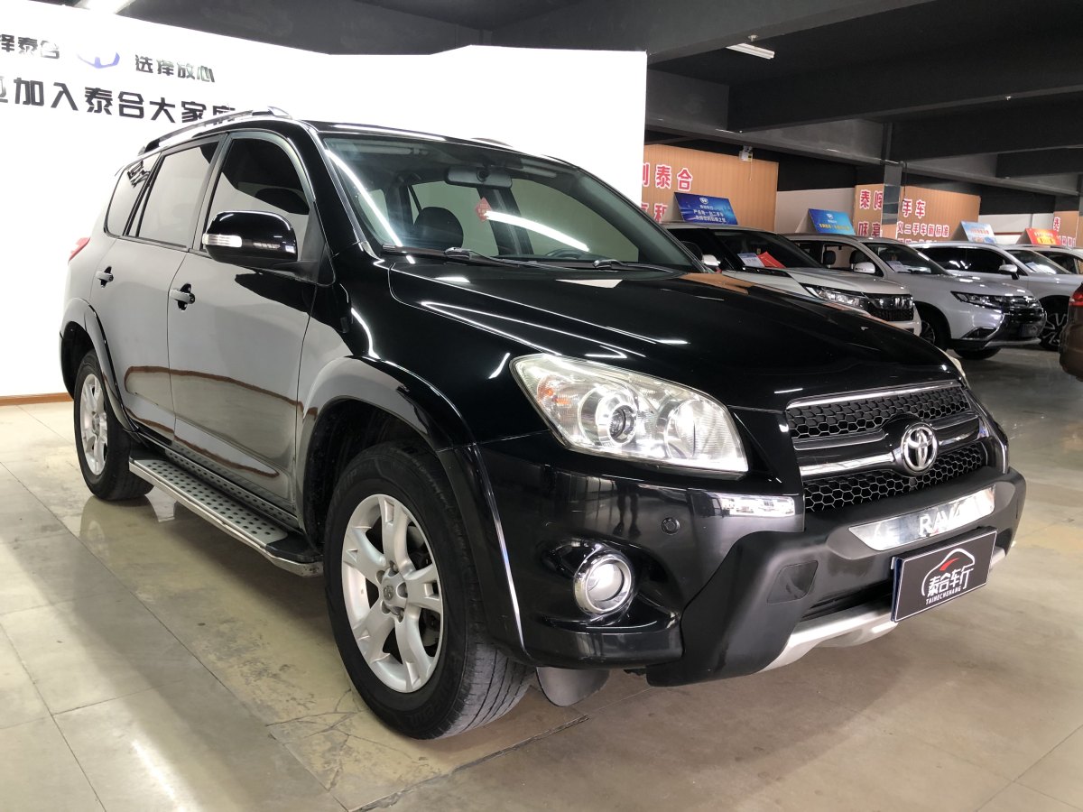 豐田 RAV4榮放  2013款 特享版 2.4L 自動(dòng)四驅(qū)尊崇圖片