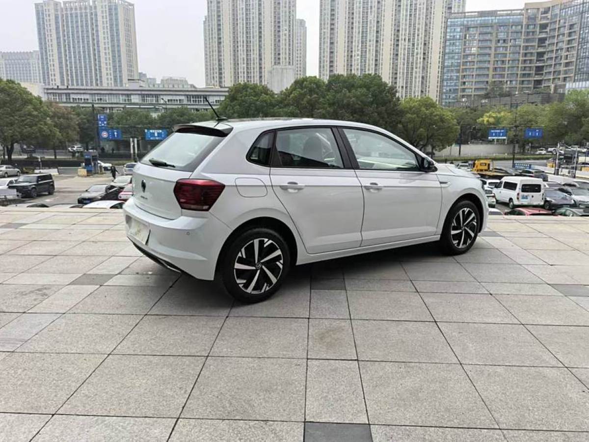 大眾 Polo  2023款 改款 Plus 1.5L 自動(dòng)潮酷智尊版圖片