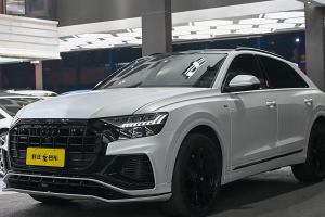 奥迪Q8 奥迪 55 TFSI 尊享动感型