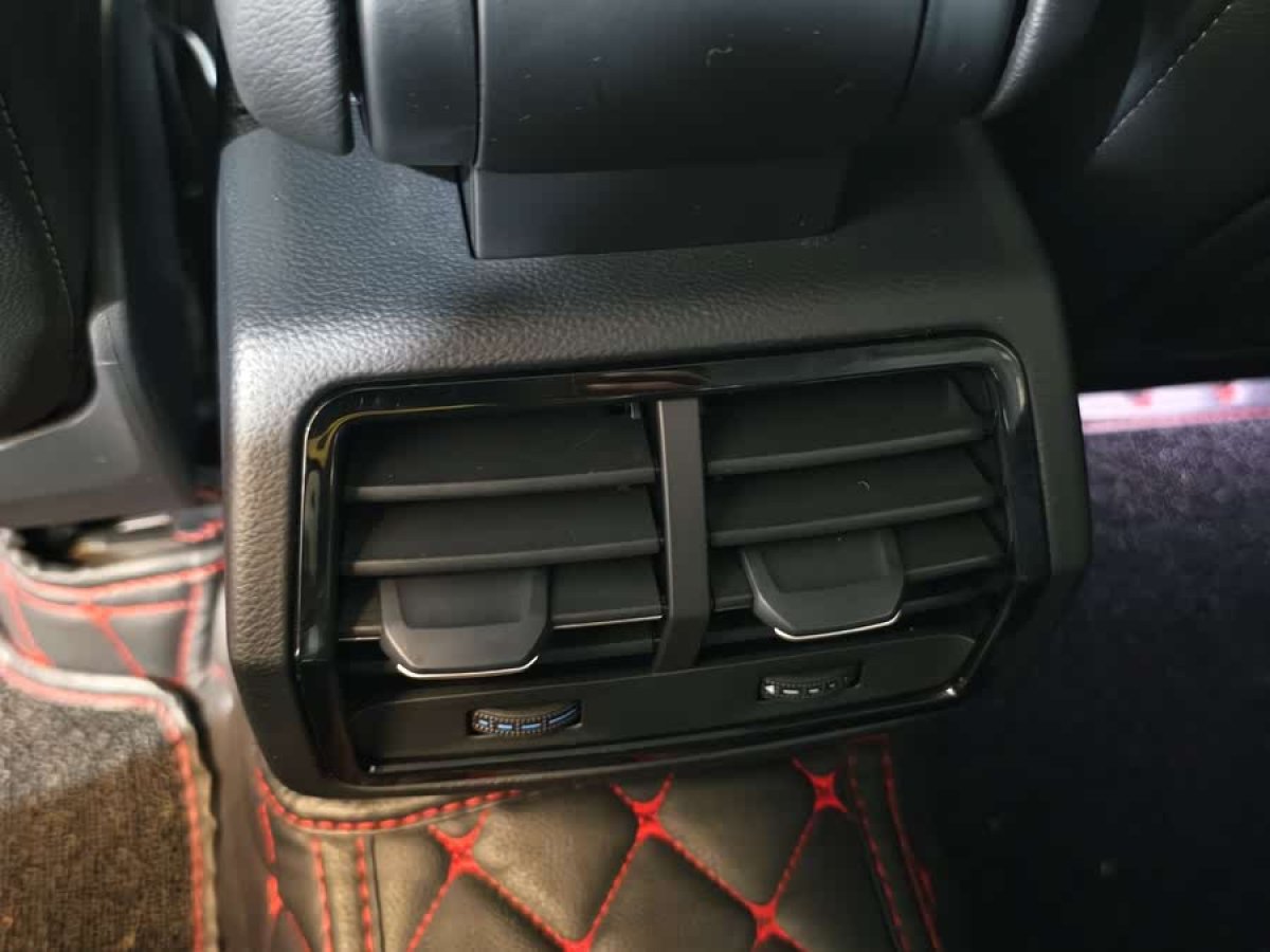 奧迪 奧迪Q3  2020款 35 TFSI 進取動感型圖片