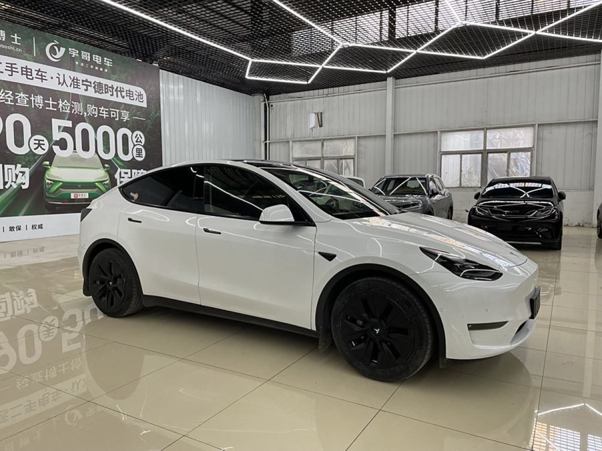 2022年1月特斯拉 Model 3  2021款 改款 標(biāo)準(zhǔn)續(xù)航后驅(qū)升級(jí)版