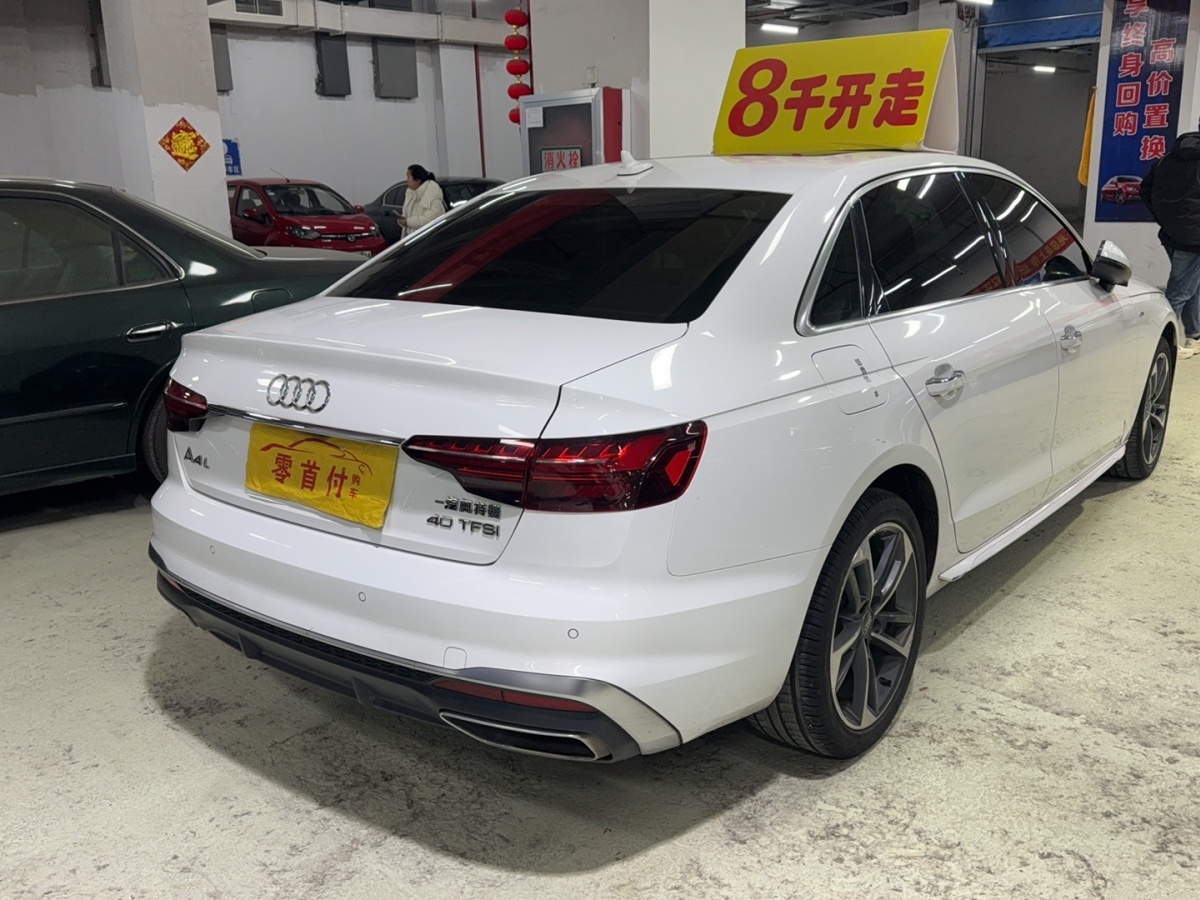 奧迪 奧迪A4L  2022款 40 TFSI 豪華動感型圖片