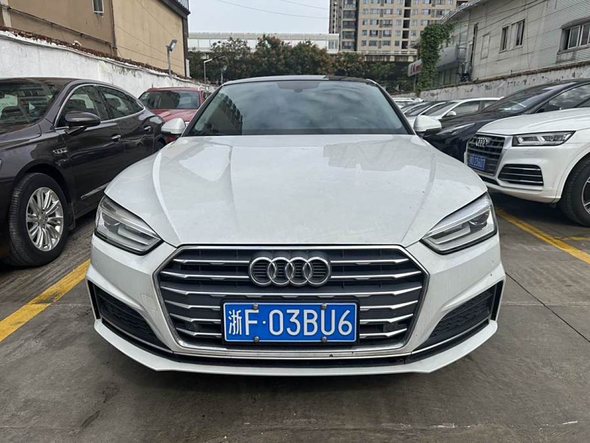 2017年12月奧迪 奧迪A5  2017款 Coupe 40 TFSI 時(shí)尚型