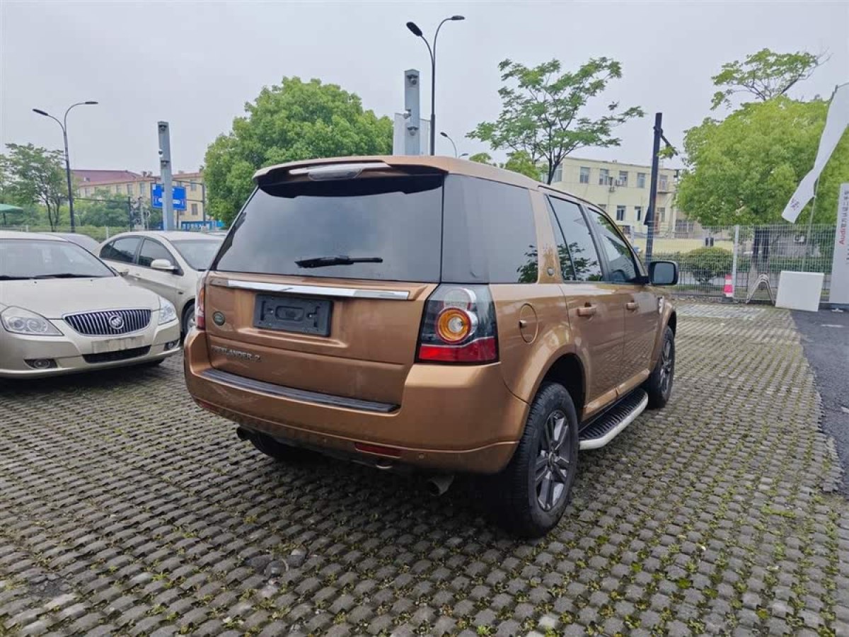 路虎 神行者2  2015款 2.0T Si4 XS典藏版圖片