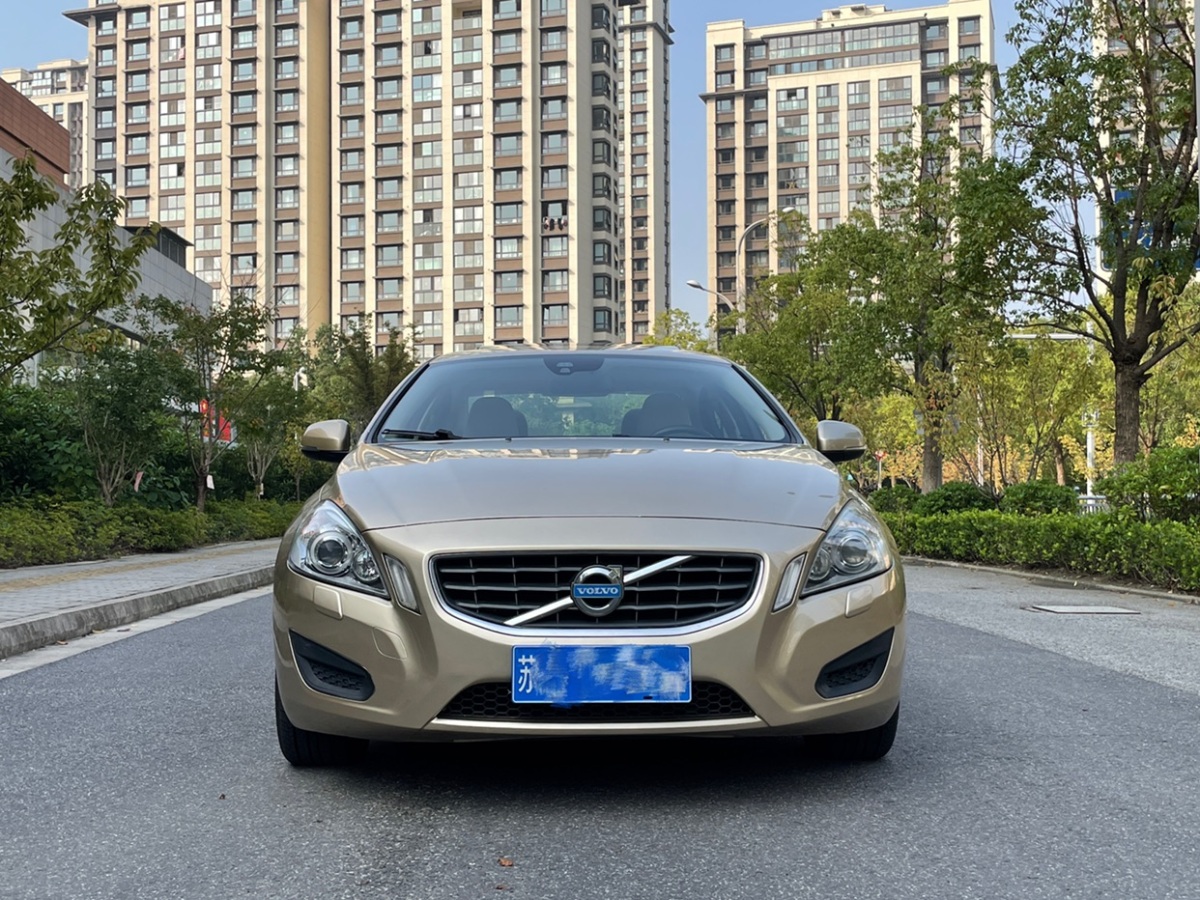 沃爾沃 S60  2011款 2.0T 舒適版圖片