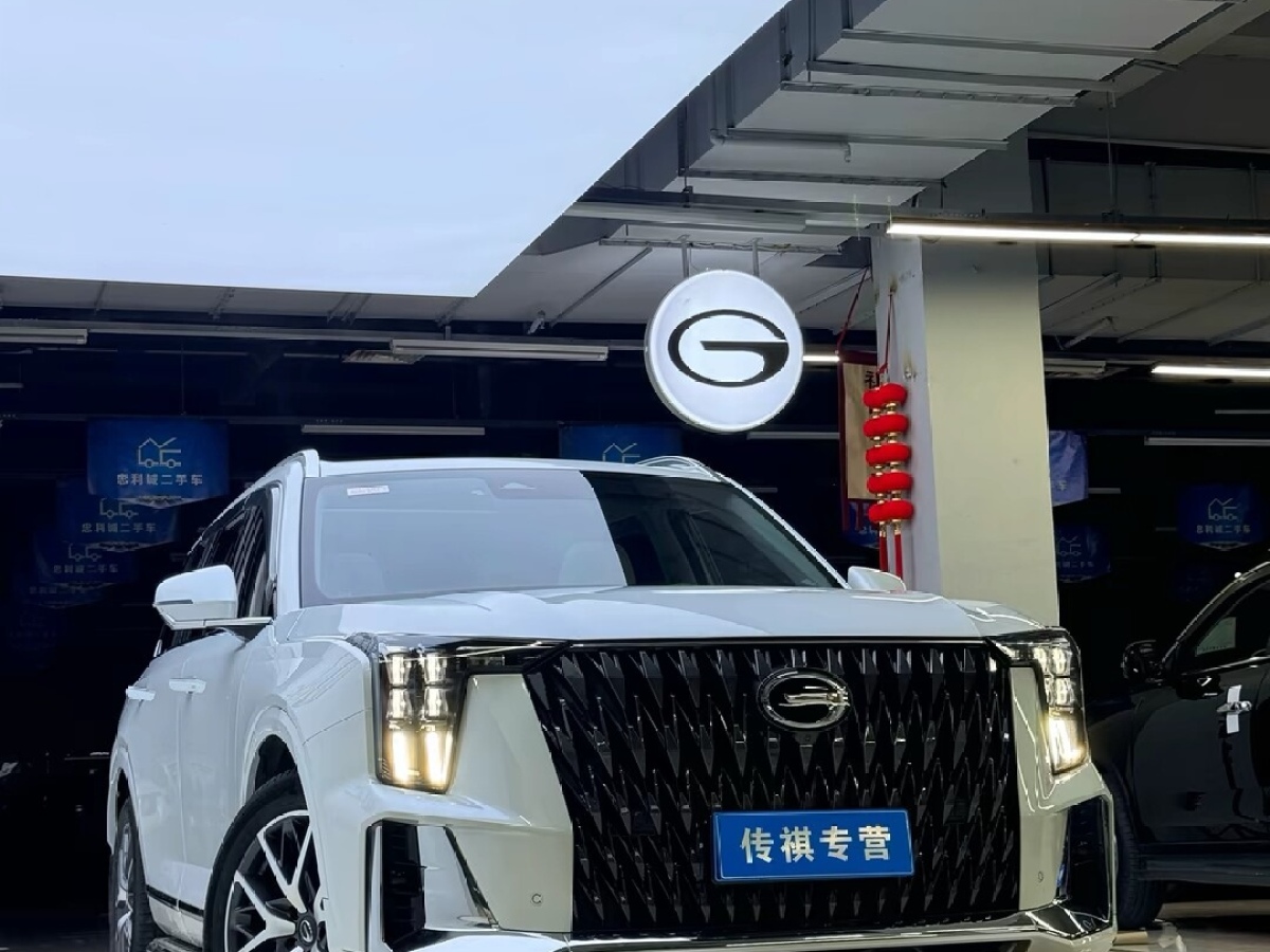 廣汽傳祺 GS8  2022款 雙擎系列 2.0TM 四驅(qū)尊貴版 （六座）圖片