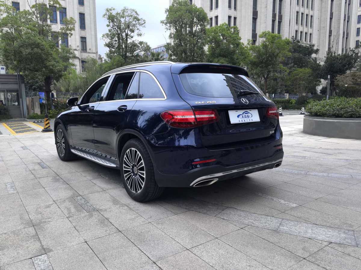 2018年3月奔馳 奔馳GLC  2018款 改款 GLC 260 4MATIC 豪華型