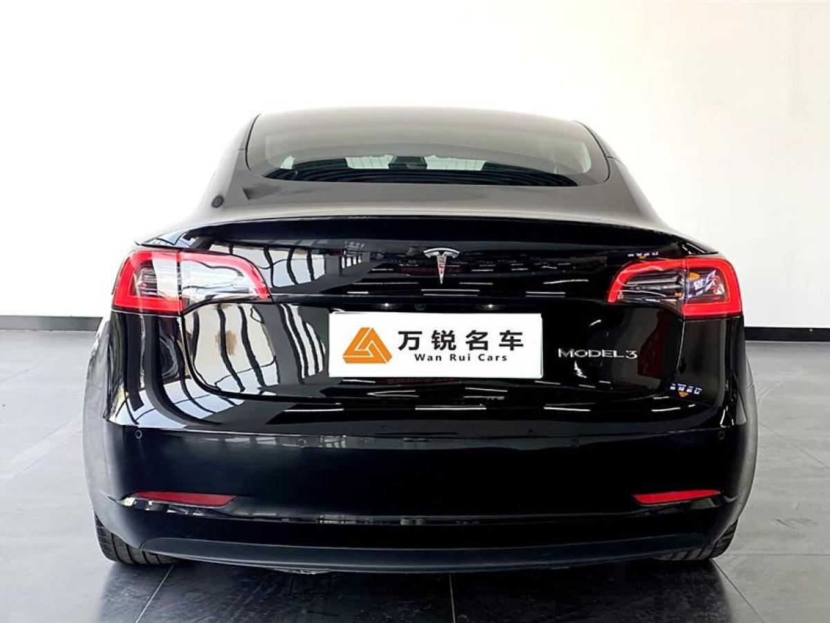 特斯拉 Model 3  2020款 改款 標(biāo)準(zhǔn)續(xù)航后驅(qū)升級(jí)版圖片