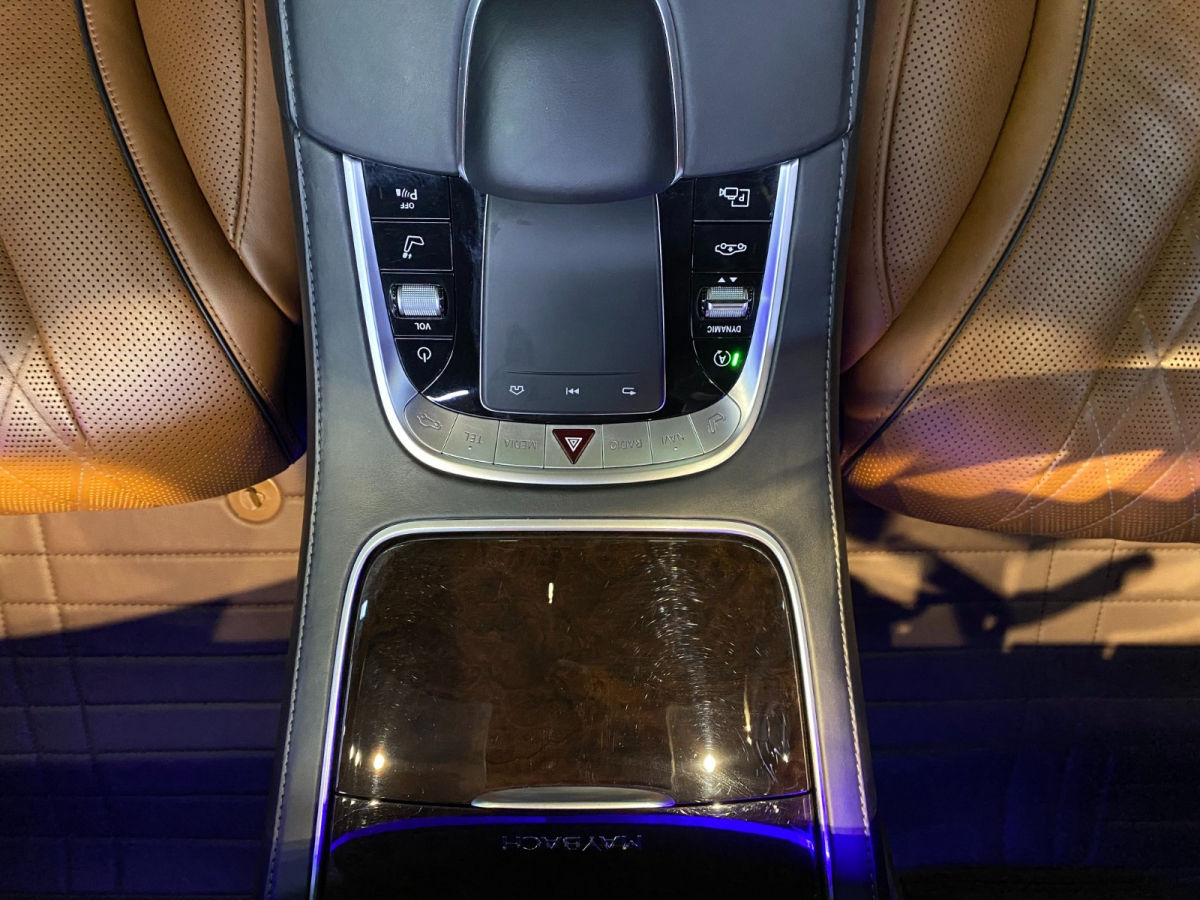 奔驰 迈巴赫S级  2020款 S 450 4MATIC 典藏版图片