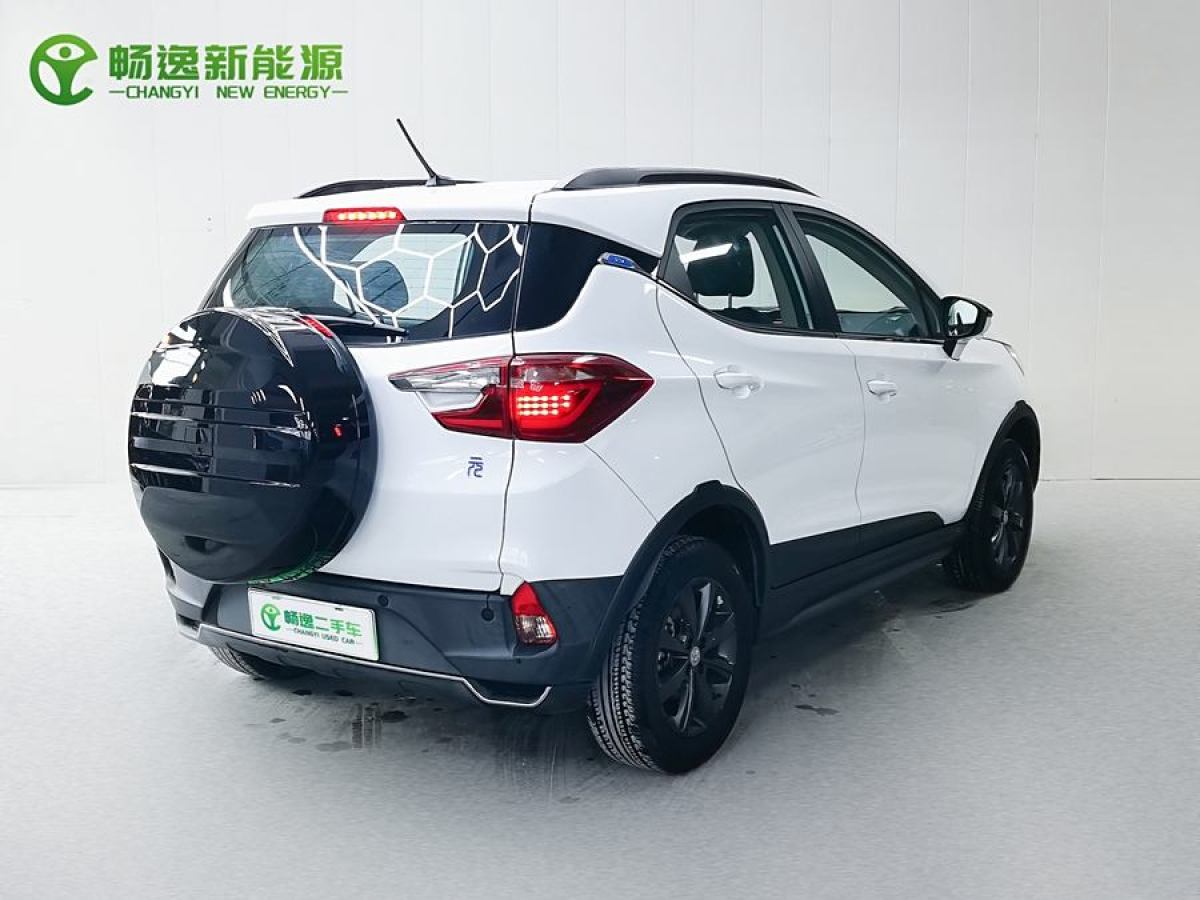 比亞迪 元新能源  2018款 EV360 智聯(lián)炫酷型圖片