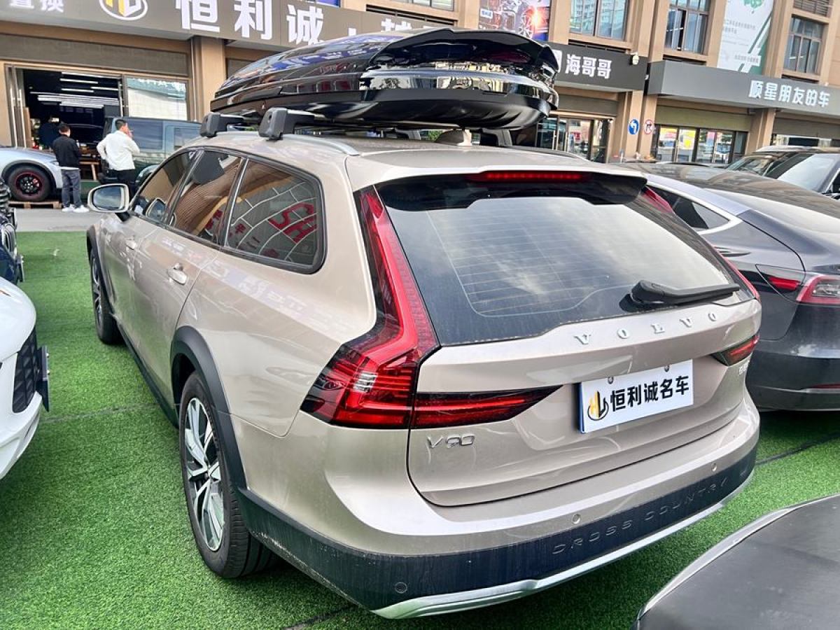 2023年1月沃爾沃 V90  2023款 Cross Country B5 AWD 智遠(yuǎn)版