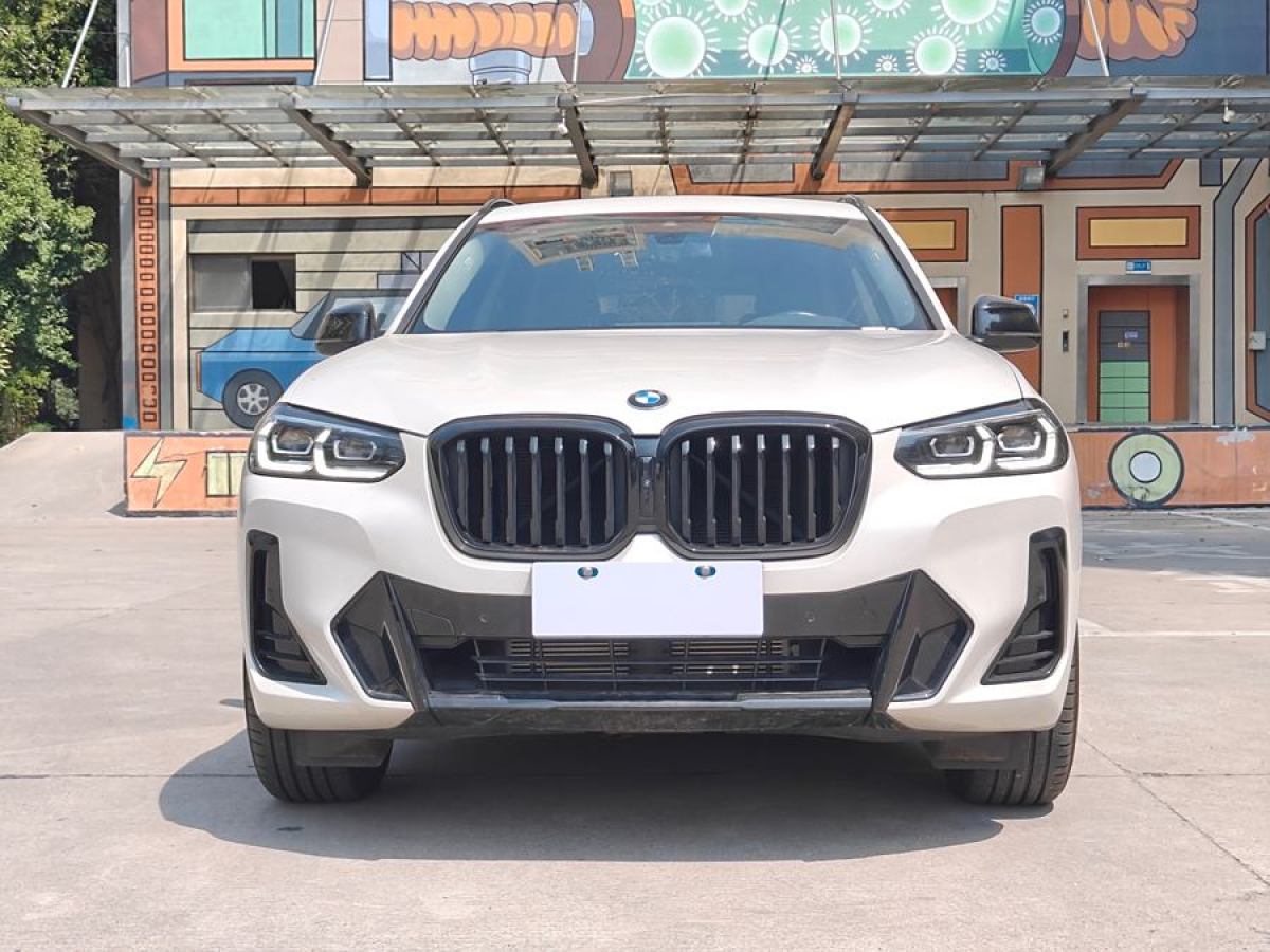 寶馬 寶馬X3  2022款 xDrive30i 領(lǐng)先型 M曜夜套裝圖片