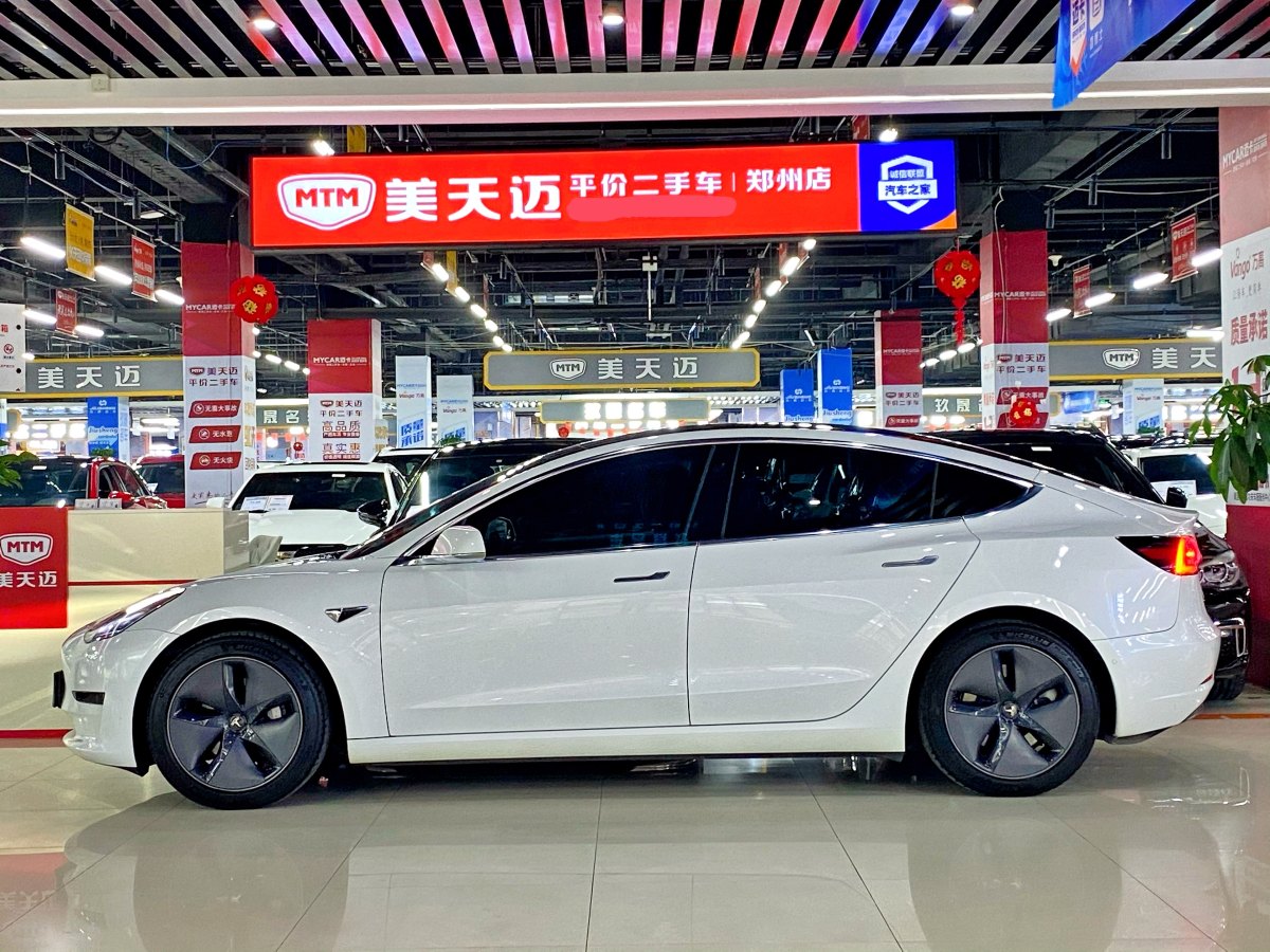 2020年9月特斯拉 Model 3  2019款 標(biāo)準(zhǔn)續(xù)航后驅(qū)升級版