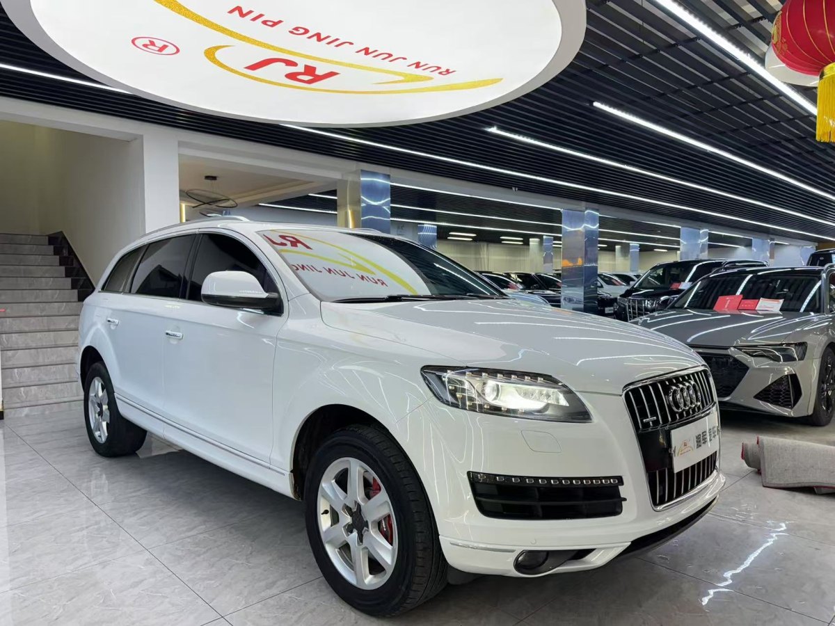 2012年7月奧迪 奧迪Q7  2012款 3.0 TFSI 技術(shù)型(200kW)