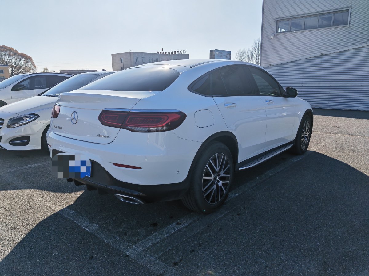 奔馳 奔馳glc 2021款 glc 300 4matic 轎跑suv圖片