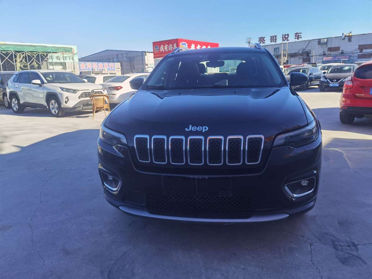 Jeep 自由光  2020款 2.0T 兩驅(qū)領先版圖片