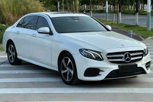 奔馳E級(jí) 奔馳 E 200 L 4MATIC