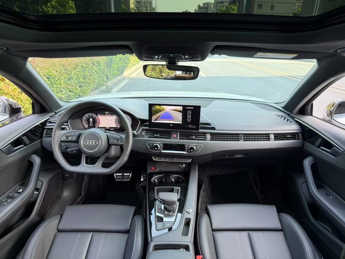 奧迪 奧迪A4L  2023款 40 TFSI 豪華動感型圖片