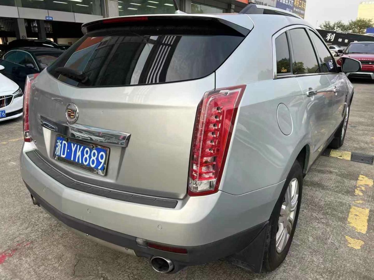 2012年9月凱迪拉克 SRX  2012款 3.0L 領(lǐng)先型