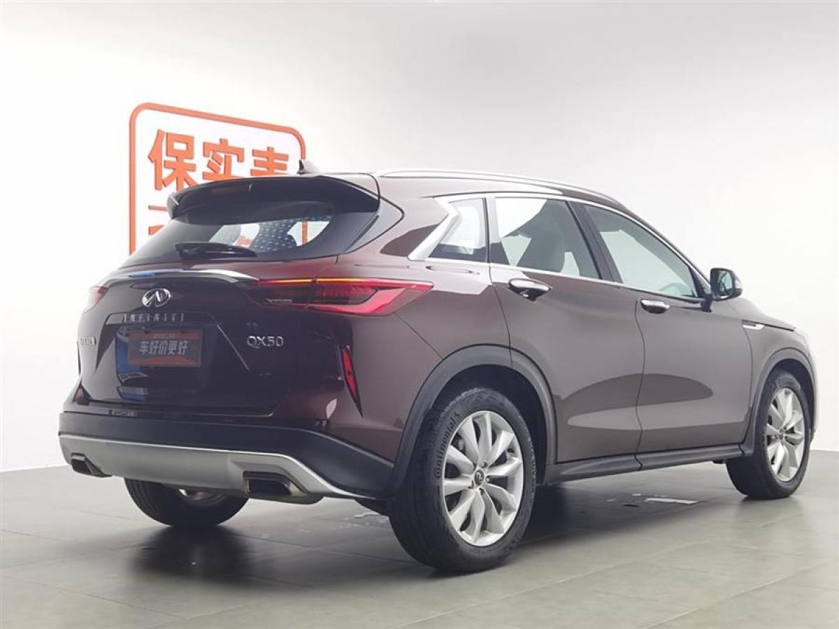 英菲尼迪 QX50  2018款 2.0T 两驱时尚版图片