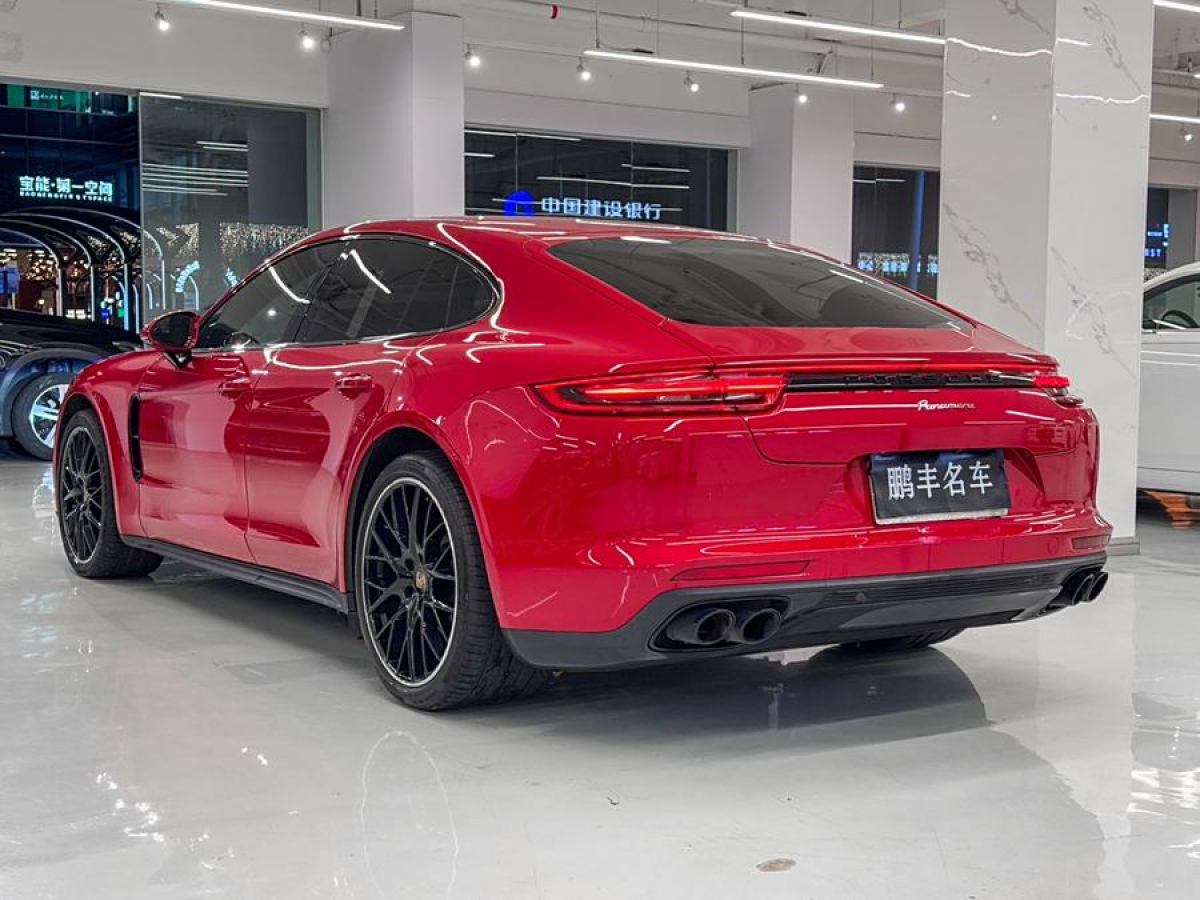 保時(shí)捷 Panamera  2019款 Panamera 十周年紀(jì)念版 2.9T圖片