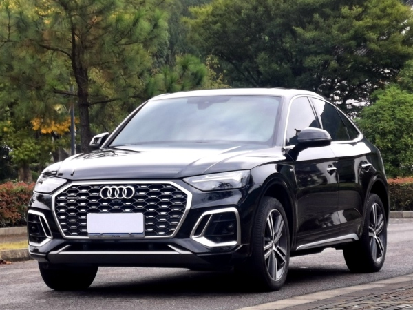 奥迪 奥迪Q5L Sportback  2021款 40 TFSI 豪华型