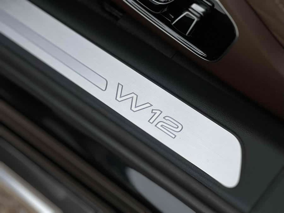奧迪 奧迪A8  2013款 A8L 6.3 FSI W12 quattro旗艦型圖片