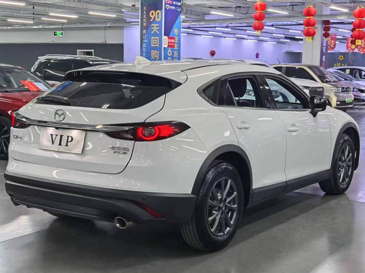 馬自達 CX-4  2020款 2.0L 自動兩驅(qū)藍天活力版圖片