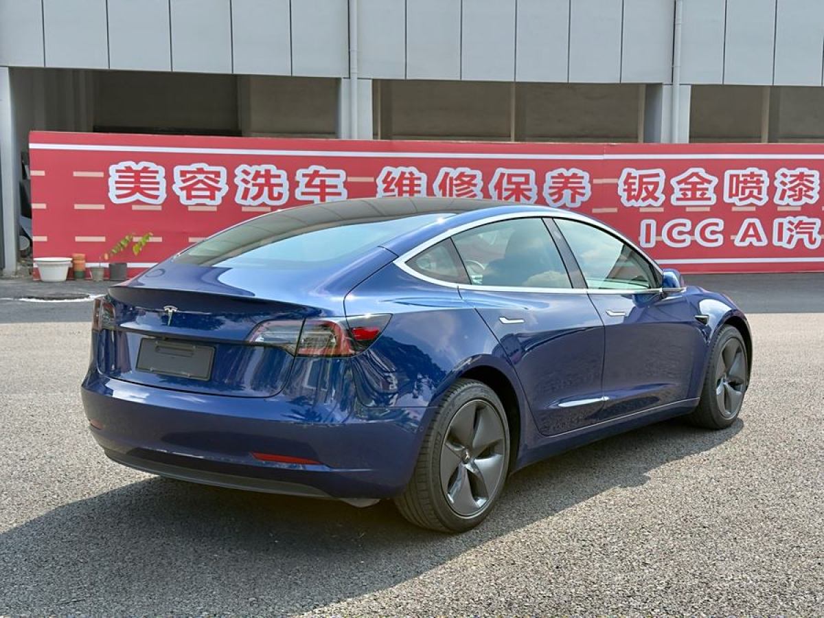 特斯拉 Model 3  2019款 長(zhǎng)續(xù)航后驅(qū)版圖片