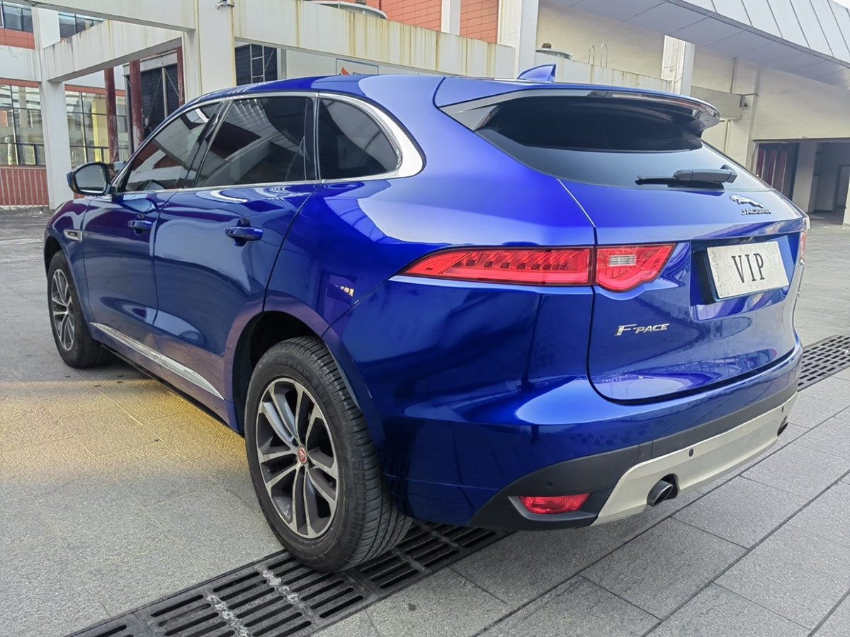 捷豹 F-PACE  2018款 改款 2.0T 四驅(qū)R-Sport運(yùn)動(dòng)版圖片