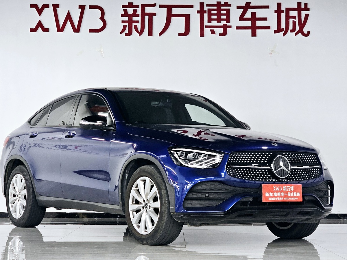 奔驰 奔驰GLC  2021款 GLC 260 4MATIC 轿跑SUV图片