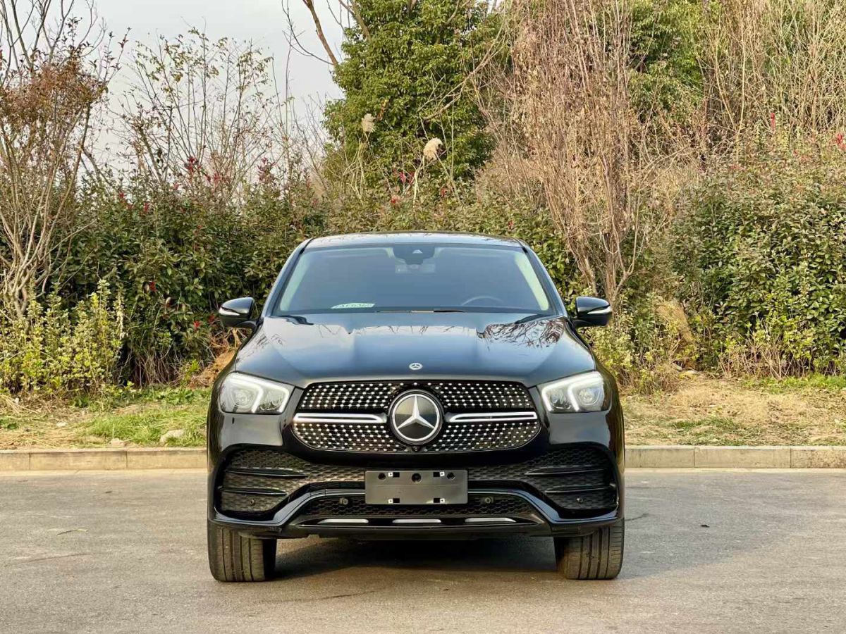 奔馳 奔馳GLC  2023款 GLC 300 4MATIC 轎跑SUV圖片