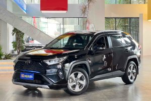 RAV4 豐田 榮放 2.0L CVT兩驅風尚版