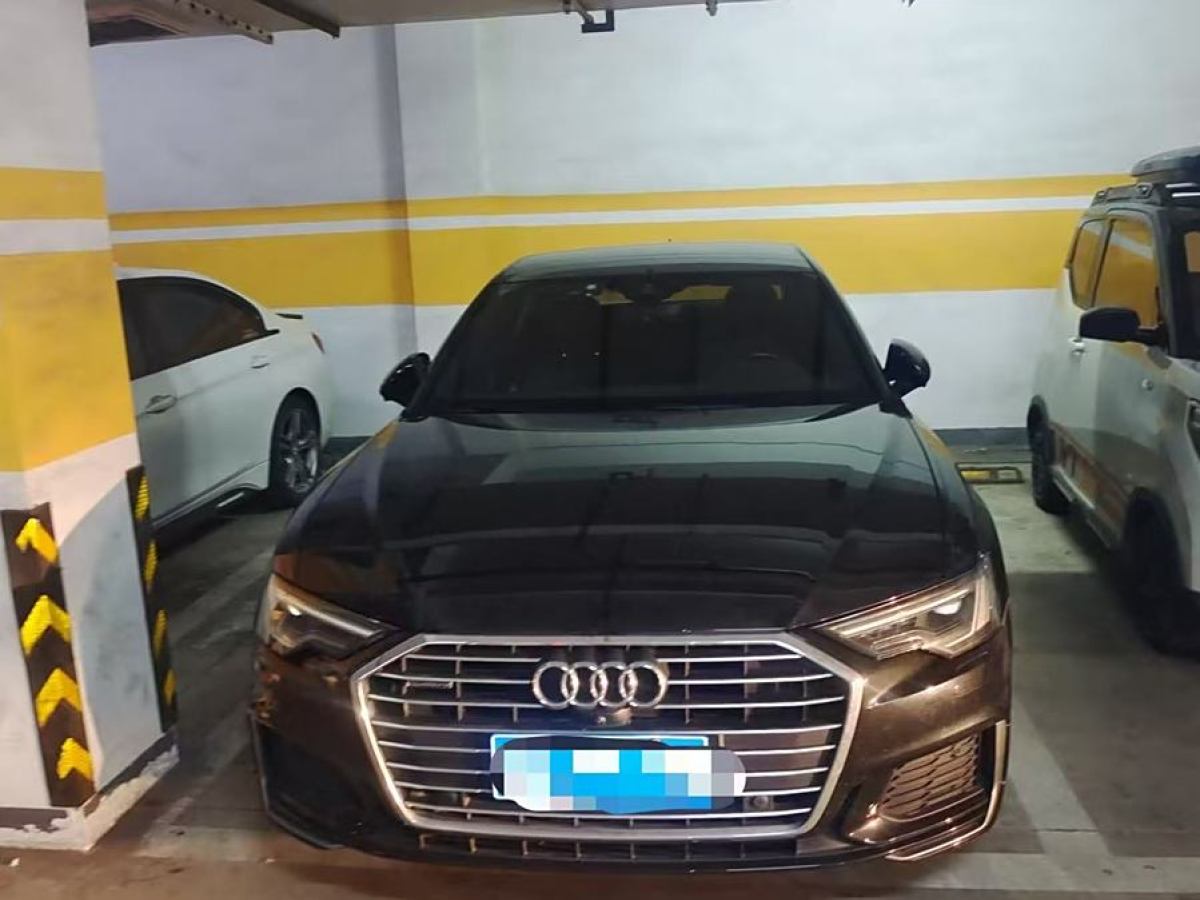 奧迪 奧迪A6L  2021款 45 TFSI quattro 臻選動(dòng)感型圖片