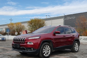 自由光 Jeep 2.4L 優(yōu)越版