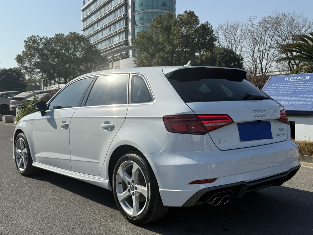 奧迪 奧迪A3  2019款 Sportback 35 TFSI 時(shí)尚型 國(guó)VI圖片