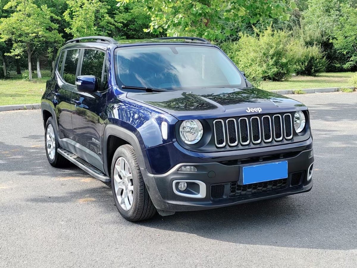 Jeep 自由俠  2018款 互聯(lián)大屏版 180T 自動高能版圖片