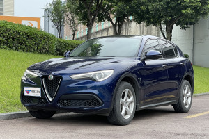 Stelvio 阿尔法·罗密欧 2.0T 200HP 精英版